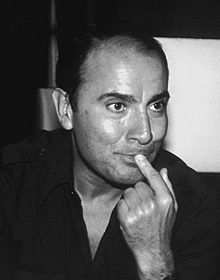 Manuel Puig, 1979 (cropped).jpg