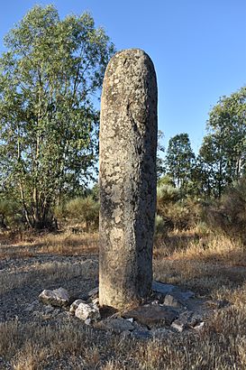 Menhir de Cabezo 02.jpg