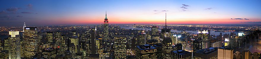 Archivo:NYC Top of the Rock Pano