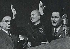 Archivo:Peron y Eva - Acto en Plaza de Mayo -1MAY1952