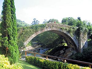Archivo:Puente de Liérganes