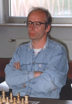 Robert Hübner.jpg