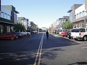 Archivo:SanTan Village - North - 2009-09-20