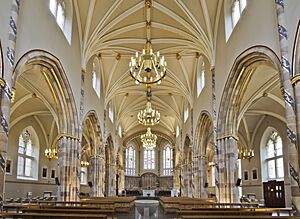 Archivo:St Andrews RC Cathedral Glasgow Interior