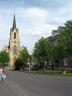 Steinsel church.jpg