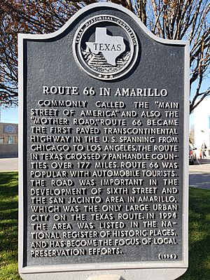 Archivo:Texas Historical Marker for Route 66 in Amarillo