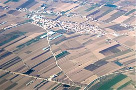 Archivo:Vista aèria de Vilanova de Bellpuig