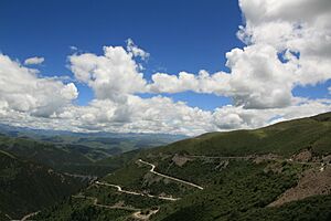 Archivo:318国道 - panoramio (7)