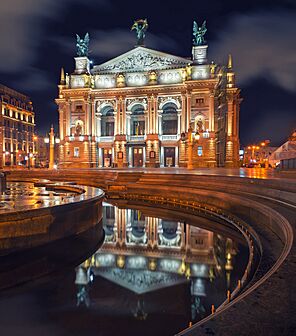 46-101-1483 Lviv Opera SAM 7712 Panorama.jpg