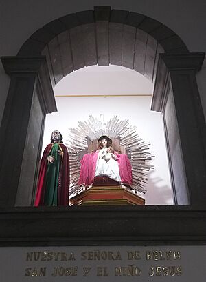 Archivo:Altar de Nuestra Señora de Belén, Popayán