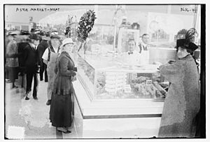 Archivo:Astor Market meat counter in Manhattan in 1915