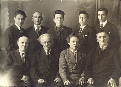 Archivo:Azerbaijani intellectuals 2