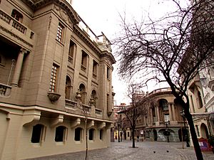 Archivo:Barrio Paris Londres 07 (14824723736)