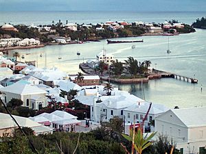 Archivo:Bermuda-Harbour and Town of St George