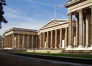 Archivo:British Museum from NE 2