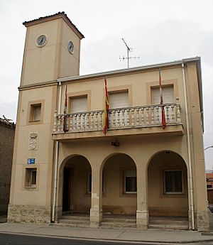 Archivo:Casa consistorial de Vallelado