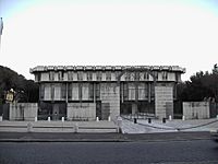 Archivo:Castro Pretorio - Osborne House ambasciata GB s Sede 051218-01