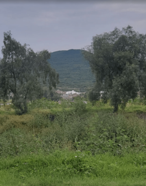 Archivo:Cerro del Comal desde la colonia Las Peñitas en Uriangato