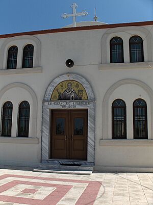 Archivo:Church in Pyli Kos