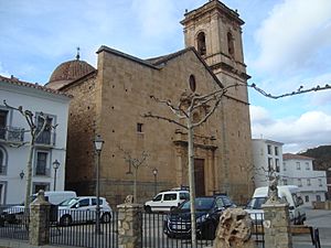 Archivo:Església parroquial de la Nativitat de la Mare de Déu (Villahermosa del Río)