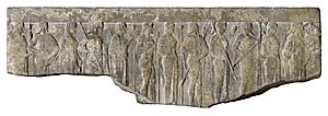 Archivo:Greek - Procession of Twelve Gods and Goddesses - Walters 2340