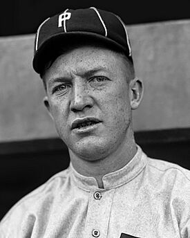 Grover Cleveland Alexander by Conlon, 1915-crop.jpg