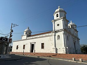 Archivo:Iglesia San Antonio de Padua Soledad Atlántico
