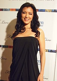 Archivo:Kelly Hu on April 10, 2013 (by May S.Young)