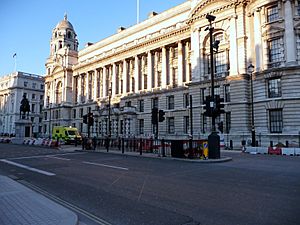Archivo:London , Westminster - Whitehall - geograph.org.uk - 1739818