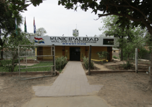 Archivo:Municipalidad de Mariscal Estigarribia Chaco Paraguay
