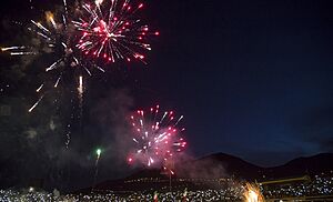 Archivo:New Year celebration in Sanandaj (13970101000005636571882740976326 78974)
