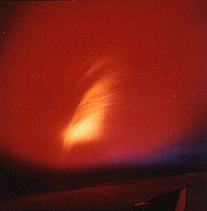 Archivo:Operation Dominic Starfish-Prime nuclear test from plane