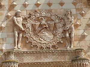 Archivo:Palacio del Infantado, Guadalajara, España, 2018 04