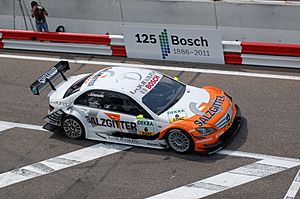 Archivo:Ralf Schumacher Car 2011