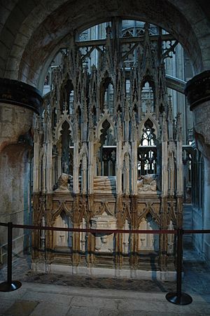 Archivo:Tomb of Edward II (geograph 2133738)