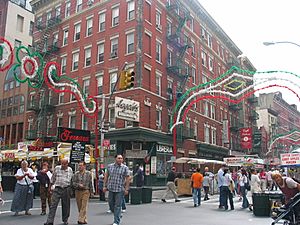 Archivo:USA san gennaro feast NY