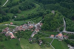 Aerial view of Les Clées, 2008-05-25.jpg