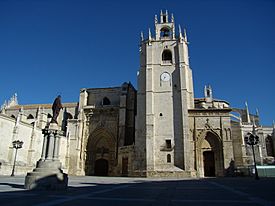 Archivo:Catedral de San Antolín en Palencia