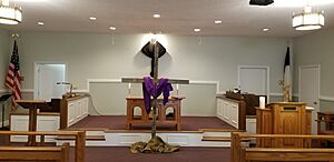 Archivo:Chancel of Houston Memorial UMC on Good Friday
