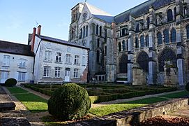 Cloître,Collégiale Notre-Dame-en-Vaux 006335