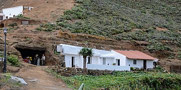 Cuevas-de-Chinamada-Tenerife-02