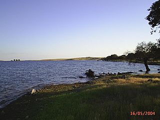 Embalse de Sierra Brava.jpg