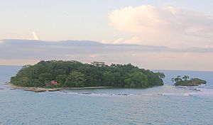 Archivo:Isla Uvita. Limón. Costa Rica