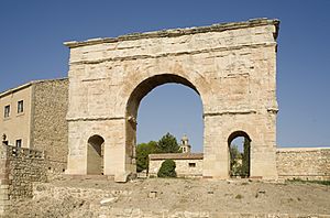 Archivo:Medinaceli, Arc de triomf-PM 37978