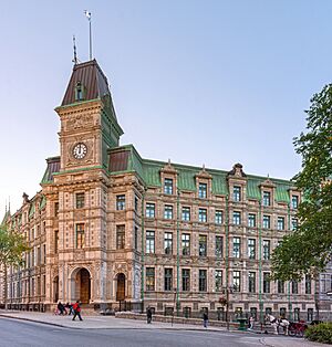 Archivo:Ministère des Finances Building