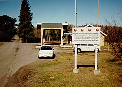 Monticello Maine Border Station - panoramio.jpg