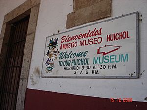 Archivo:Museo Huichol basilica zapopan