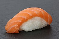 Archivo:Nigiri Sushi (26478725732)