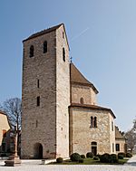 Archivo:Ottmarsheim abbey church tower 2011-03