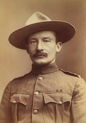 Archivo:Robert Baden-Powell in South Africa, 1896 (2)